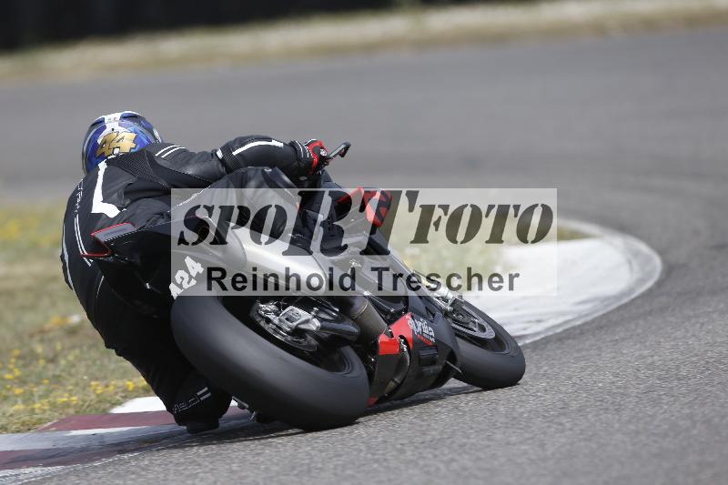 /37 09.08.2026  Pluess Motosport ADR/Freies Fahren/424